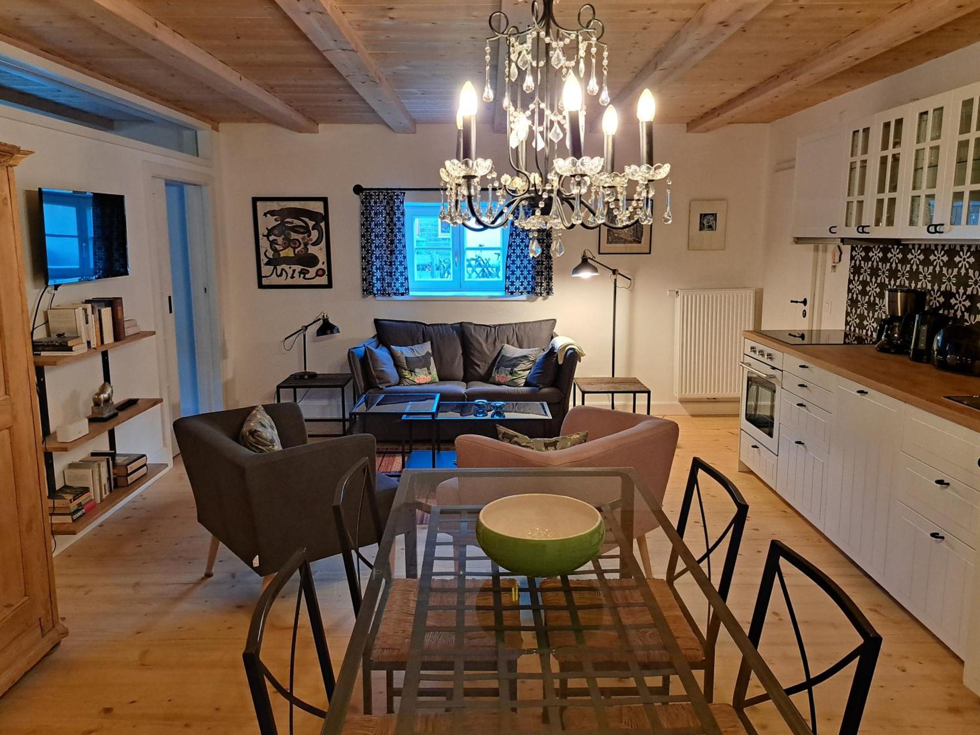 Neu! Ferienwohnungen Im Lueftlmalereck, Hennalahaus Oberammergau Exteriör bild