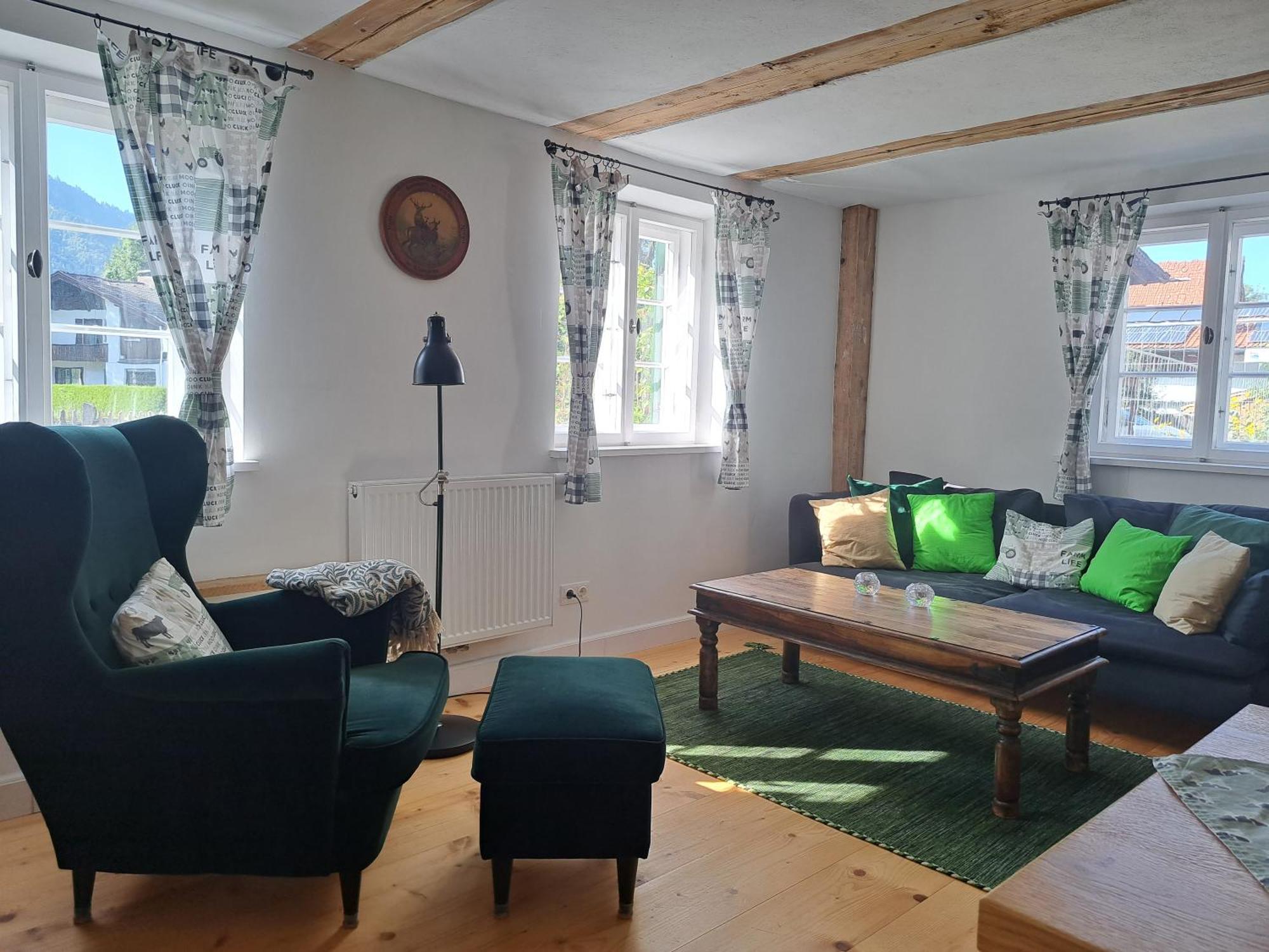 Neu! Ferienwohnungen Im Lueftlmalereck, Hennalahaus Oberammergau Exteriör bild