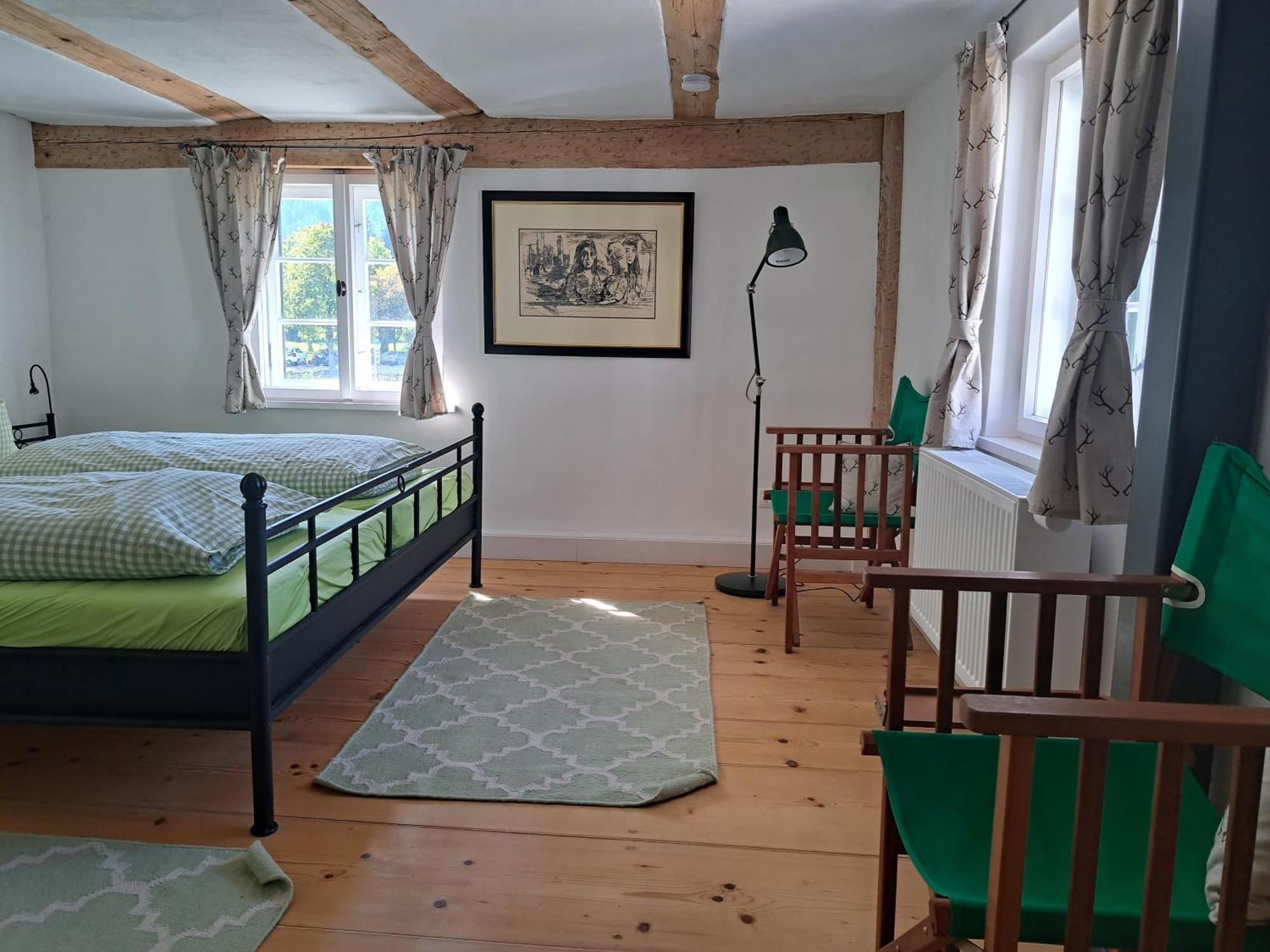 Neu! Ferienwohnungen Im Lueftlmalereck, Hennalahaus Oberammergau Exteriör bild