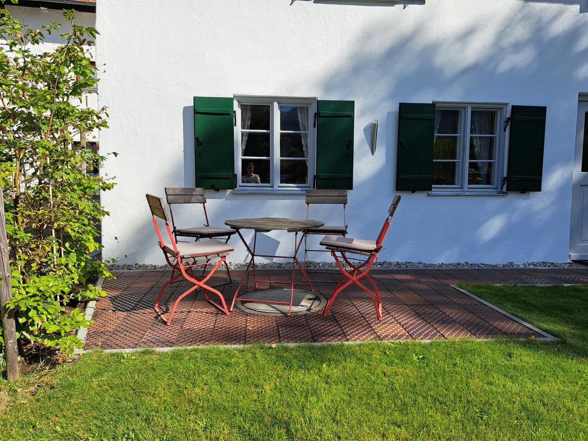 Neu! Ferienwohnungen Im Lueftlmalereck, Hennalahaus Oberammergau Exteriör bild